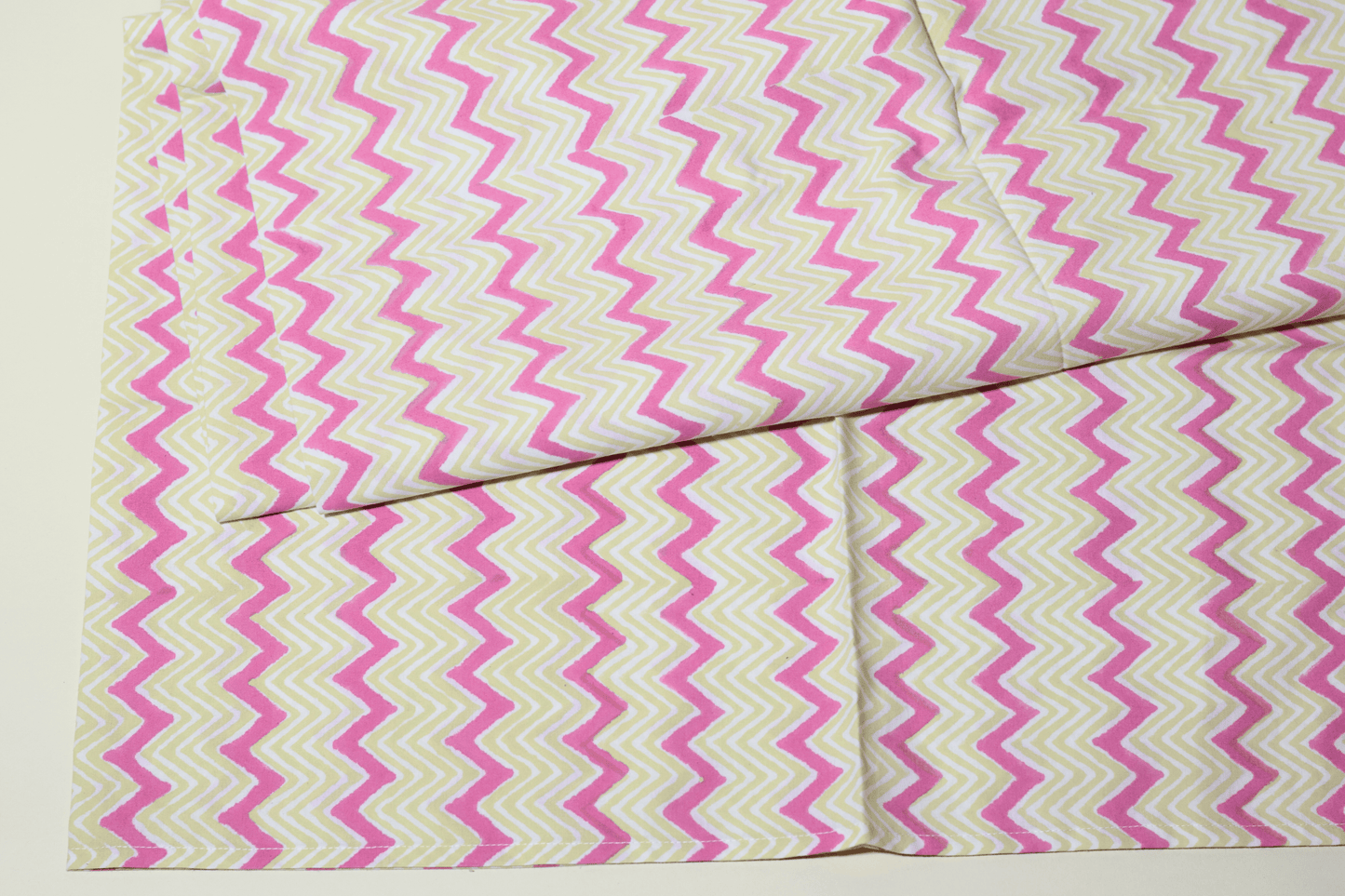 Dreamy Land Tuck-in Sheet- 100% Cotton | Soft and Breathable | Gentle on Baby’s Skin